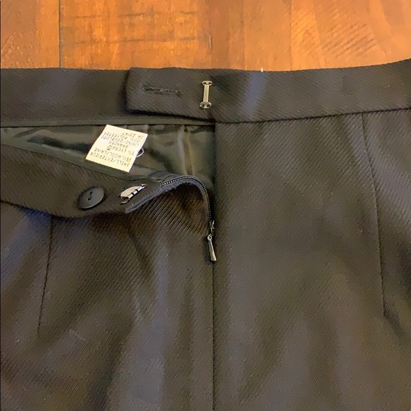 Talbots black Classic pencil skirt with front slit - Picture 4 of 7